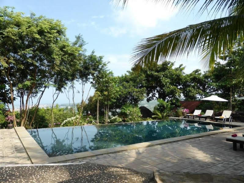 Port Hedonia Hotel Sihanoukville Exterior photo